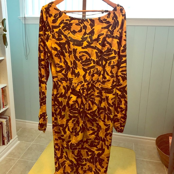 Mustard yellow patterned dress - Picture 1 of 4